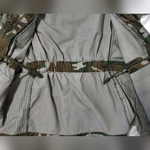 Love Tree camo jacket, sz small - Picture 4 of 7